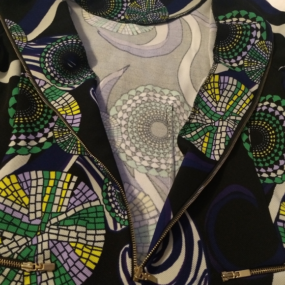 Dress - Picture 4 of 7